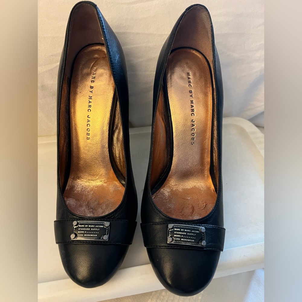 Marc Jacobs - Black Stack Heels with logo plate